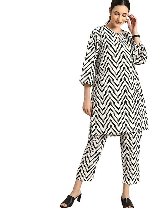 Rytras Women's Rayon Printed Straight Kurta Pant Set