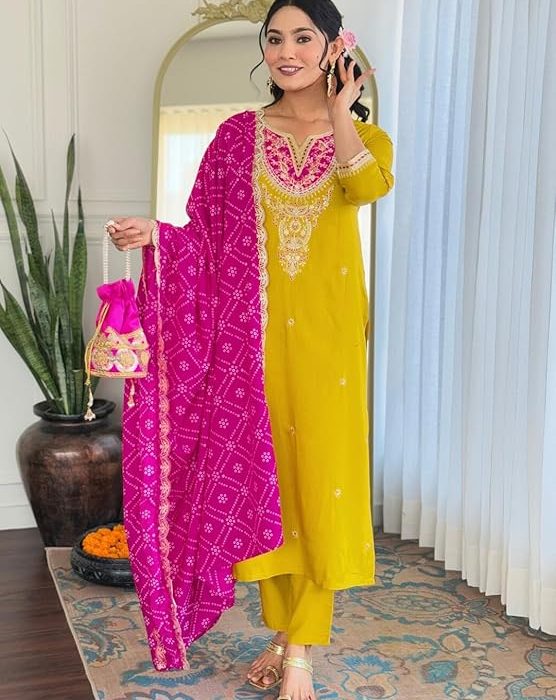 Naixa Women's BSY Viscose Embroidered Straight Kurta