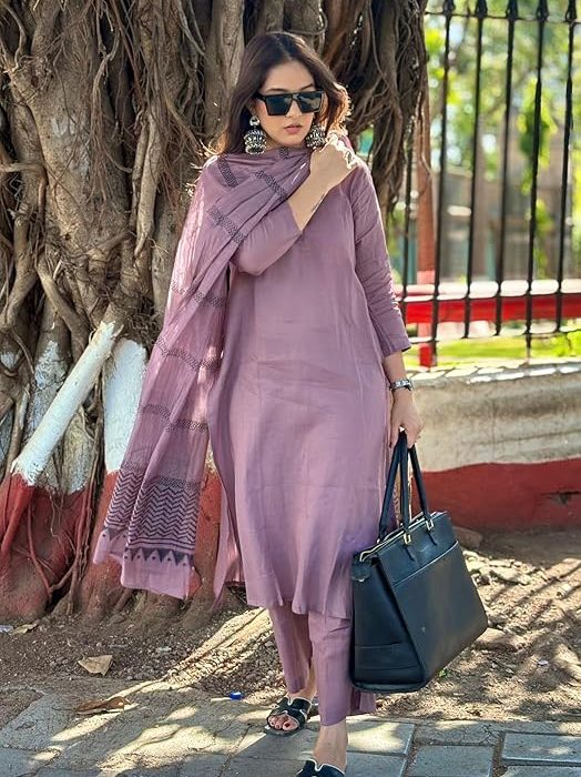 ANNI DESIGNER Women's Rayon Blend Solid Straight Kurta with Pant & Dupatta
